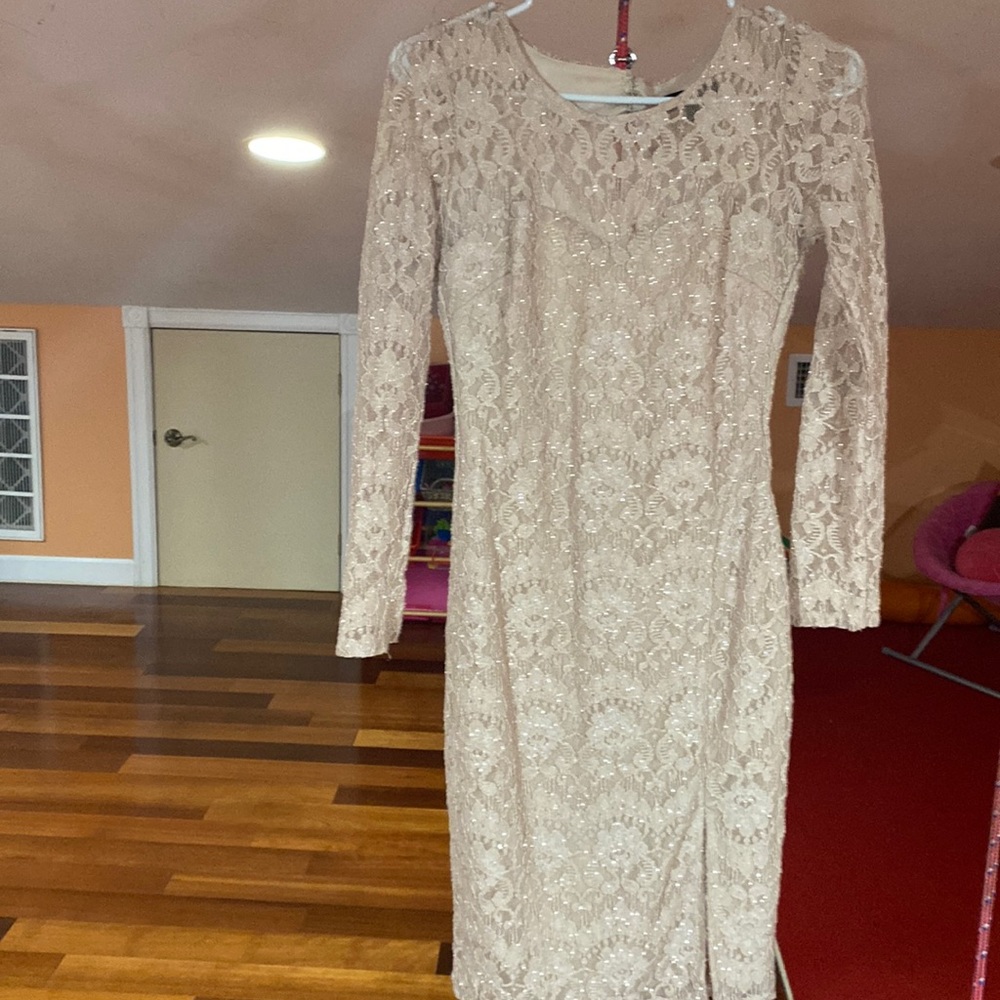 Lace dress, Excellent condition, occasional Cocktail